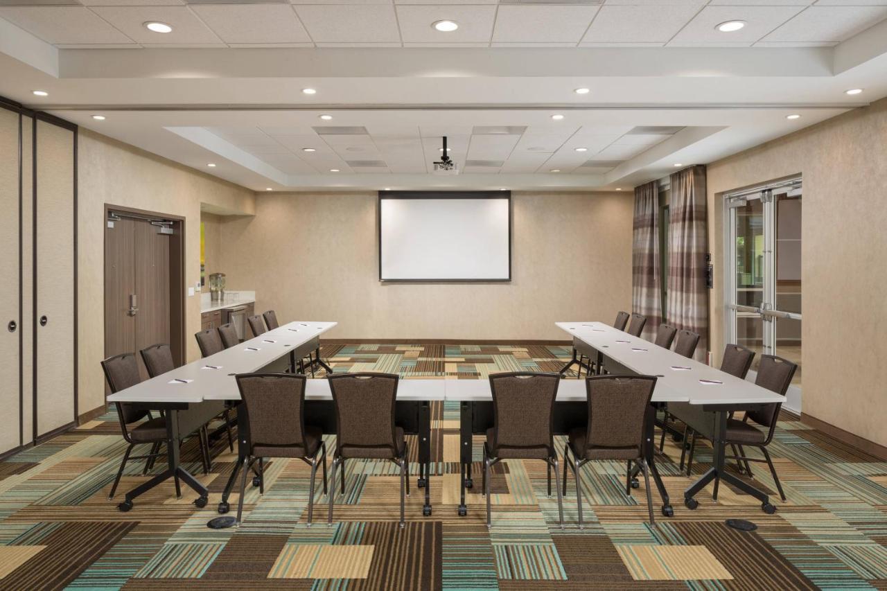 By Marriott Ontario 3* Rancho Cucamonga