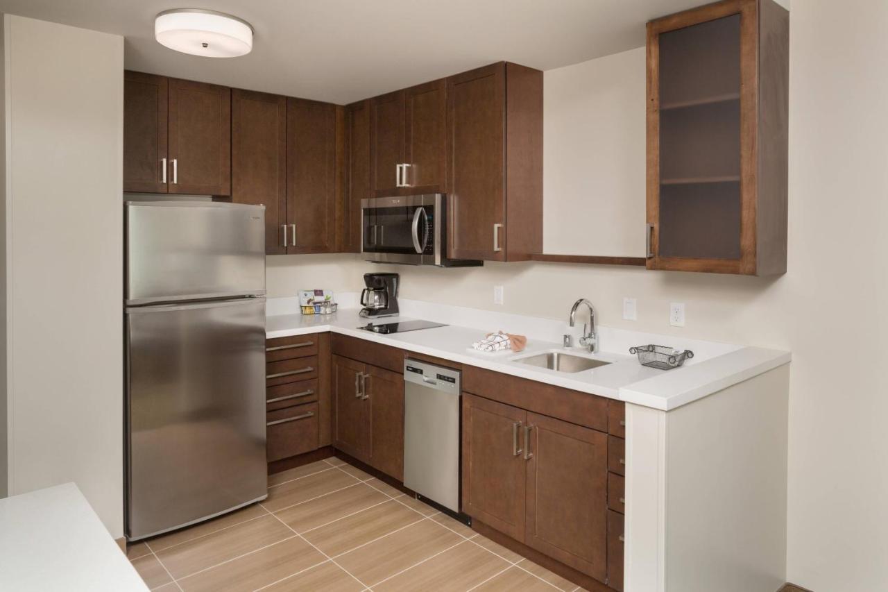 Hotel By Marriott Ontario Rancho Cucamonga